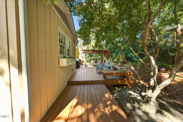 $599,500 | 7810 Vauxhill Drive, Raleigh, NC 27615