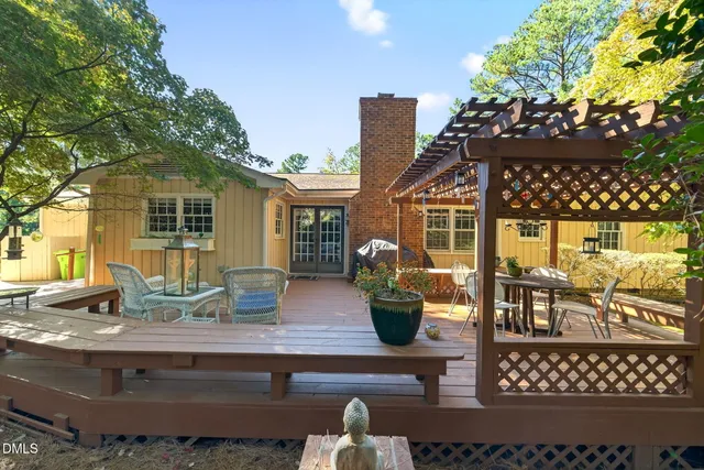 $599,500 | 7810 Vauxhill Drive, Raleigh, NC 27615