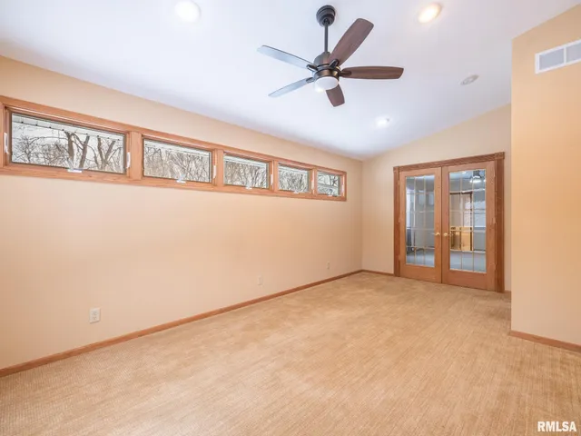 $525,000 | 1440 School Street, Washington, IL 61571