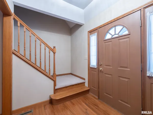 $499,900 | 1440 School Street, Washington, IL 61571