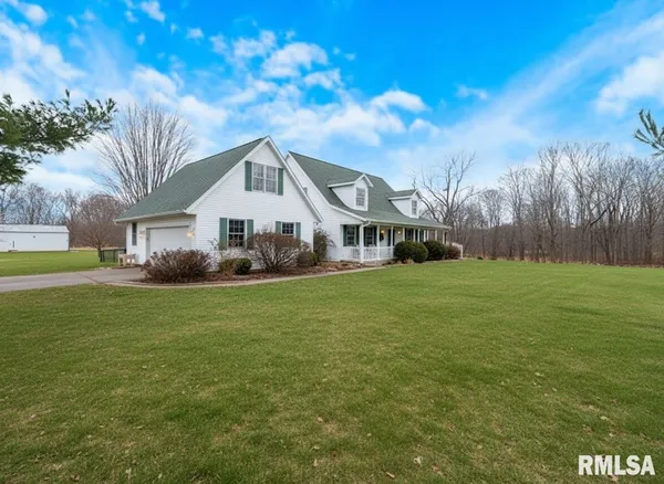 $499,900 | 1440 School Street, Washington, IL 61571