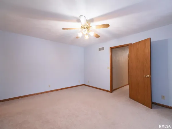 $499,900 | 1440 School Street, Washington, IL 61571