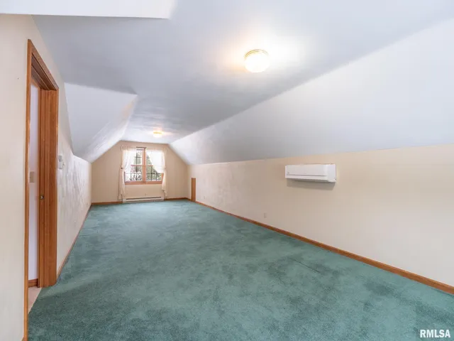 $525,000 | 1440 School Street, Washington, IL 61571