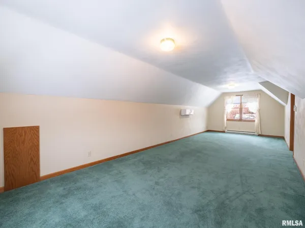 $499,900 | 1440 School Street, Washington, IL 61571