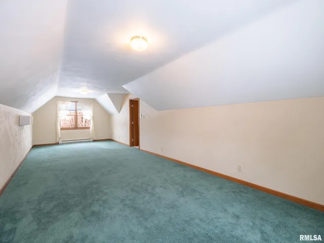 $525,000 | 1440 School Street, Washington, IL 61571