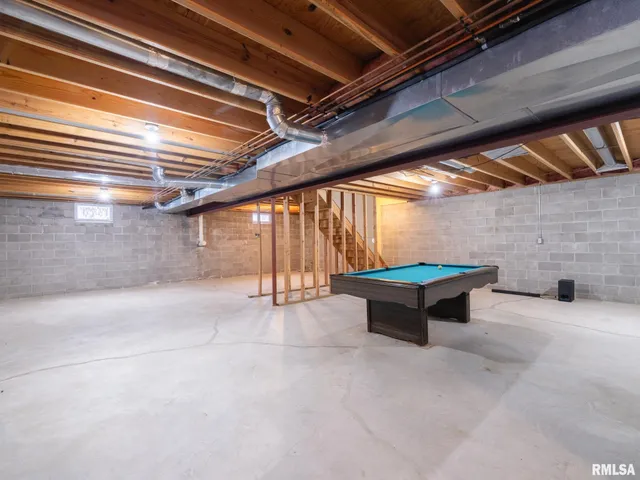 $525,000 | 1440 School Street, Washington, IL 61571