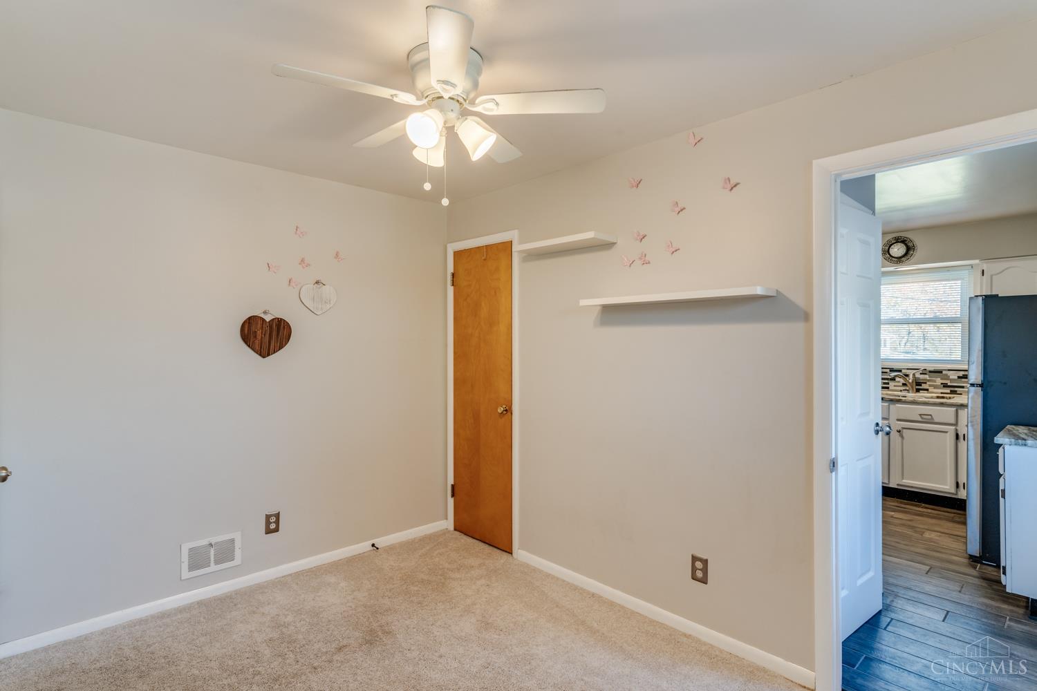 4660 Jessup Road Cincinnati, OH 45247 - Photo 19 of 39