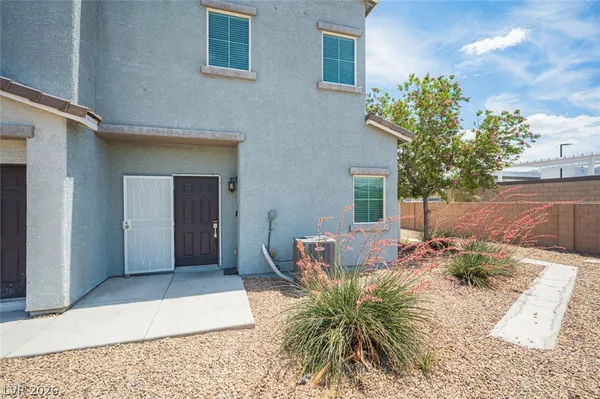 $2,150 | 2715 Amazing Meadows Avenue, Unit 1182, North Las Vegas, NV 89031