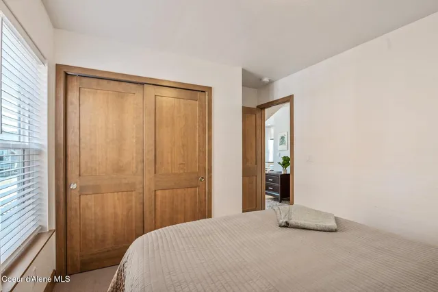 $710,000 | 34 Hitchcock Drive, Dover, ID 83825