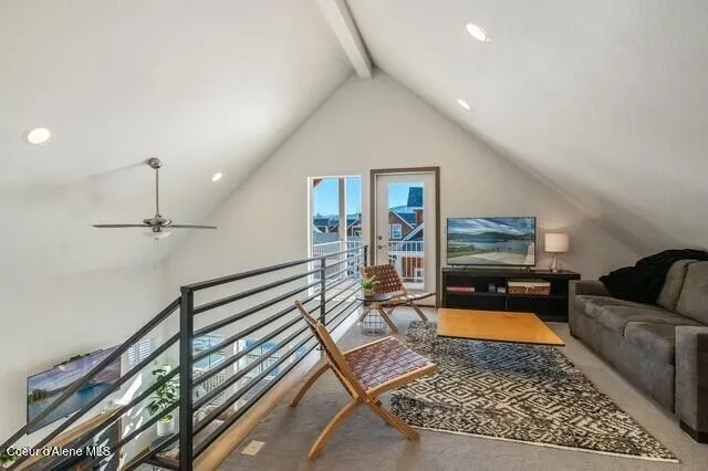 $710,000 | 34 Hitchcock Drive, Dover, ID 83825