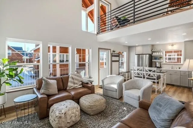 $710,000 | 34 Hitchcock Drive, Dover, ID 83825