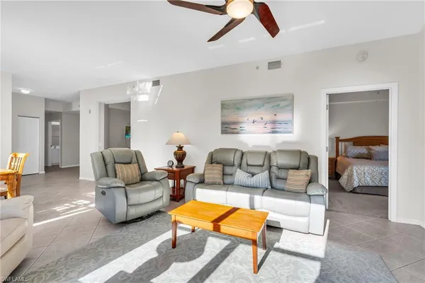 $344,900 | 3970 Loblolly Bay Drive, Unit 5108, Naples, FL 34114