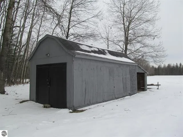 $184,900 | 4464 South Wilson Road, Falmouth, MI 49632