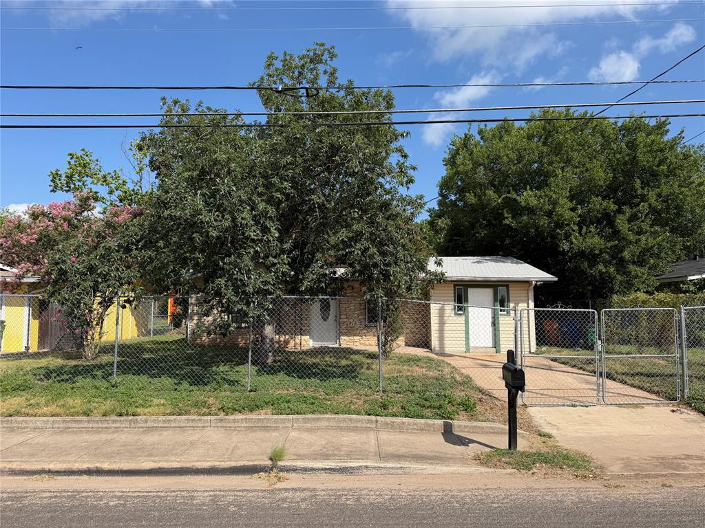 1060 Gardner Road Austin, TX 78721 - Photo 6 of 19 Gallery Image 6