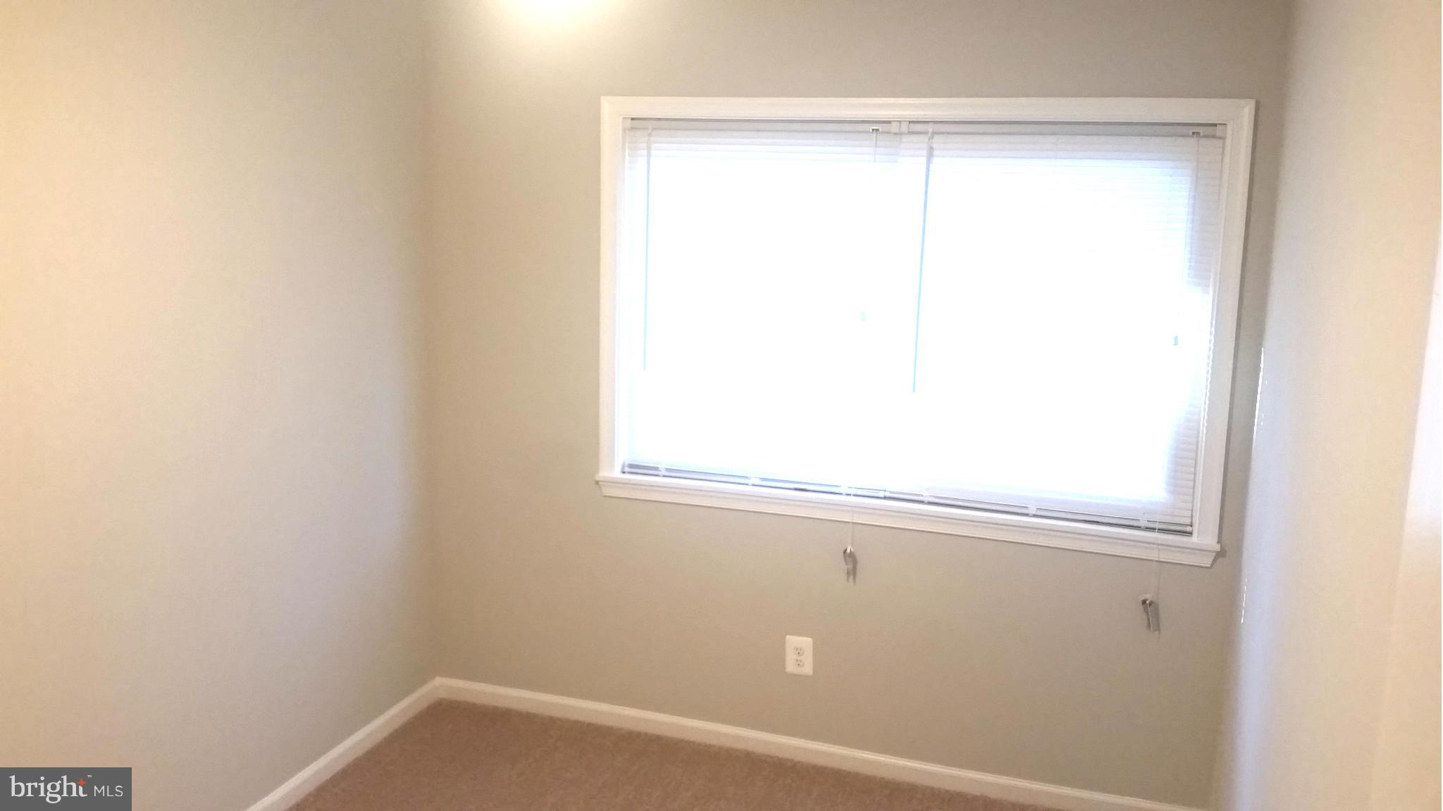 19310 Thomas Farm Road Gaithersburg, MD 20886 - Photo 16 of 20 Bedroom