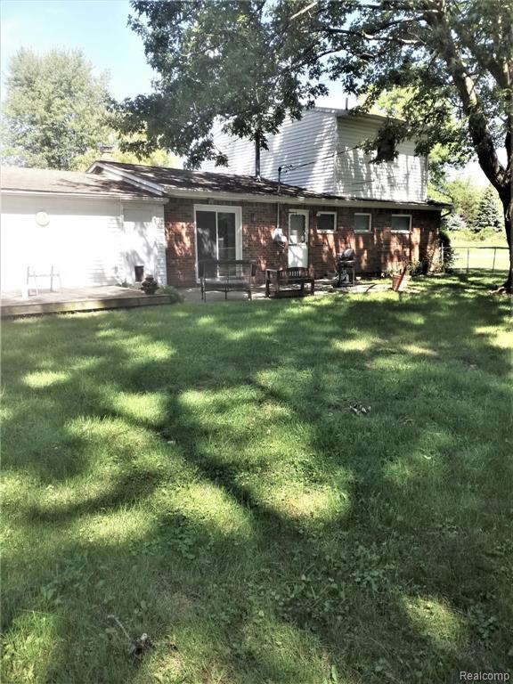 48800 West Ranch Drive Chesterfield, MI 48051 - Photo 2 of 6