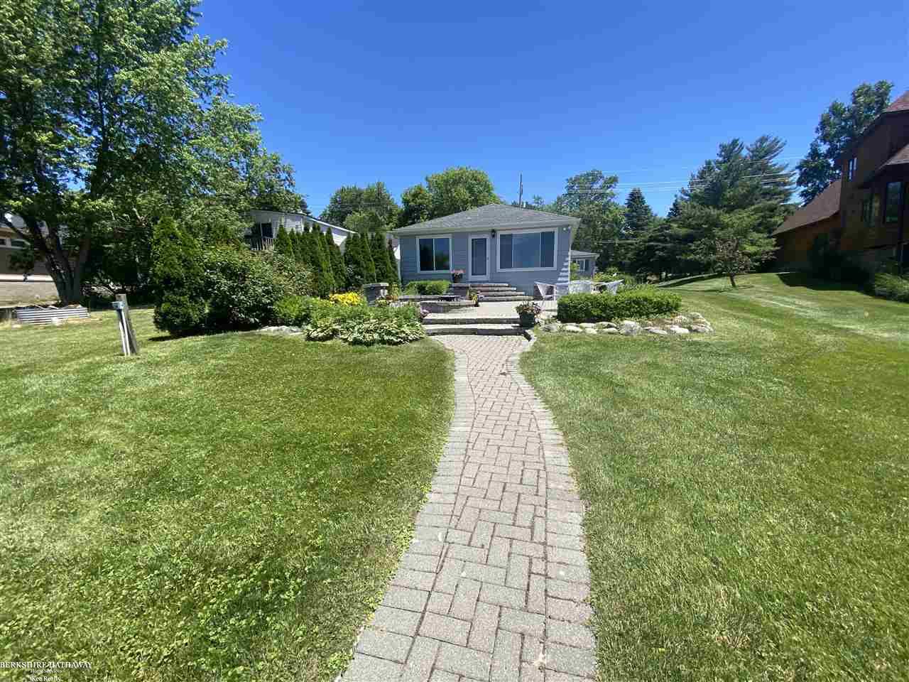 1845 North Rochester Road Leonard, MI 48367 - Photo 32 of 32 50079156-32.JPG