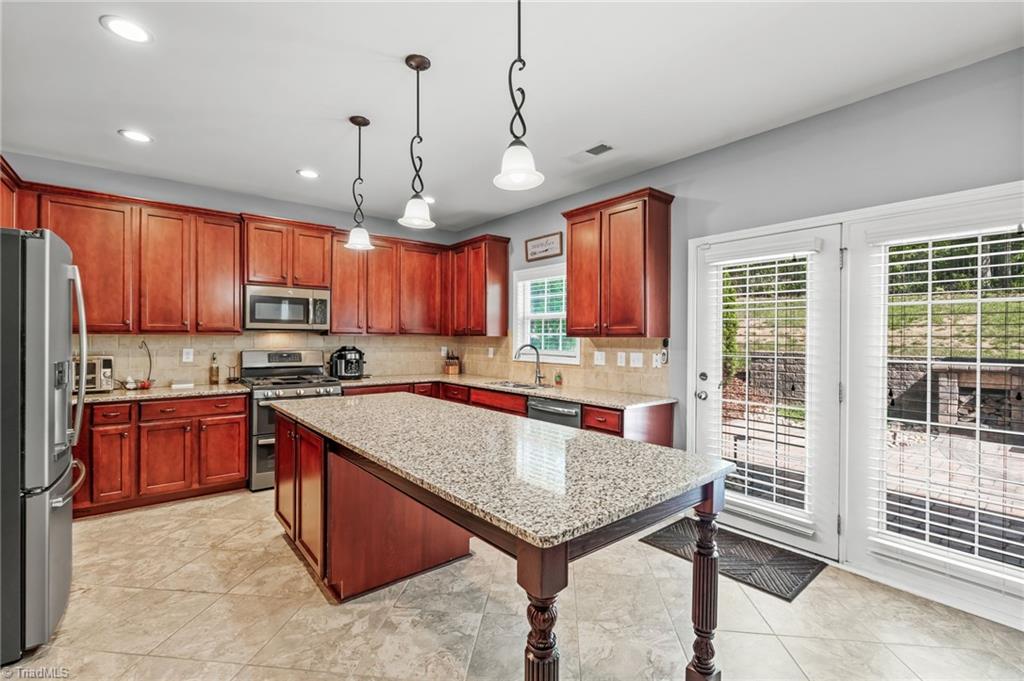 3953 Stafford Run Court High Point, NC 27265 - Photo 13 of 50