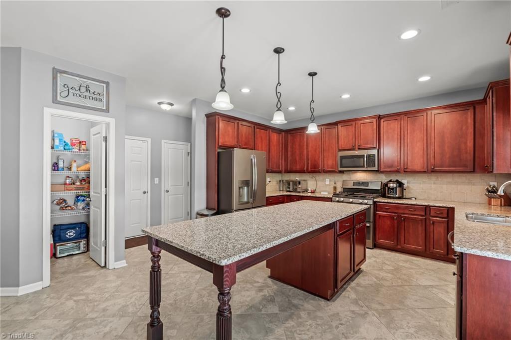 3953 Stafford Run Court High Point, NC 27265 - Photo 14 of 50