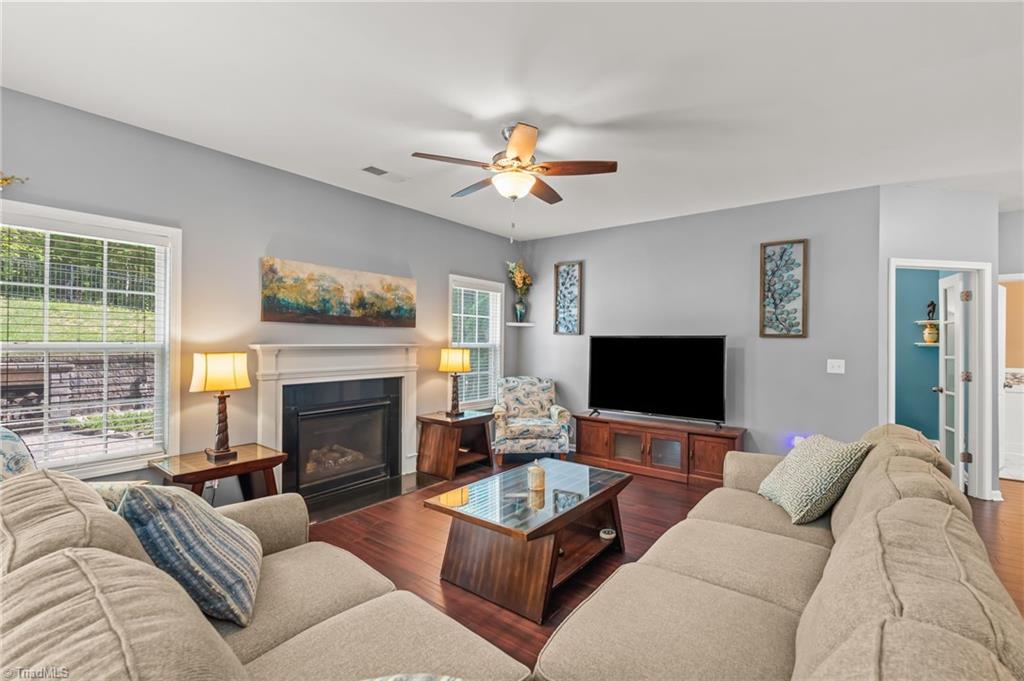 3953 Stafford Run Court High Point, NC 27265 - Photo 10 of 50
