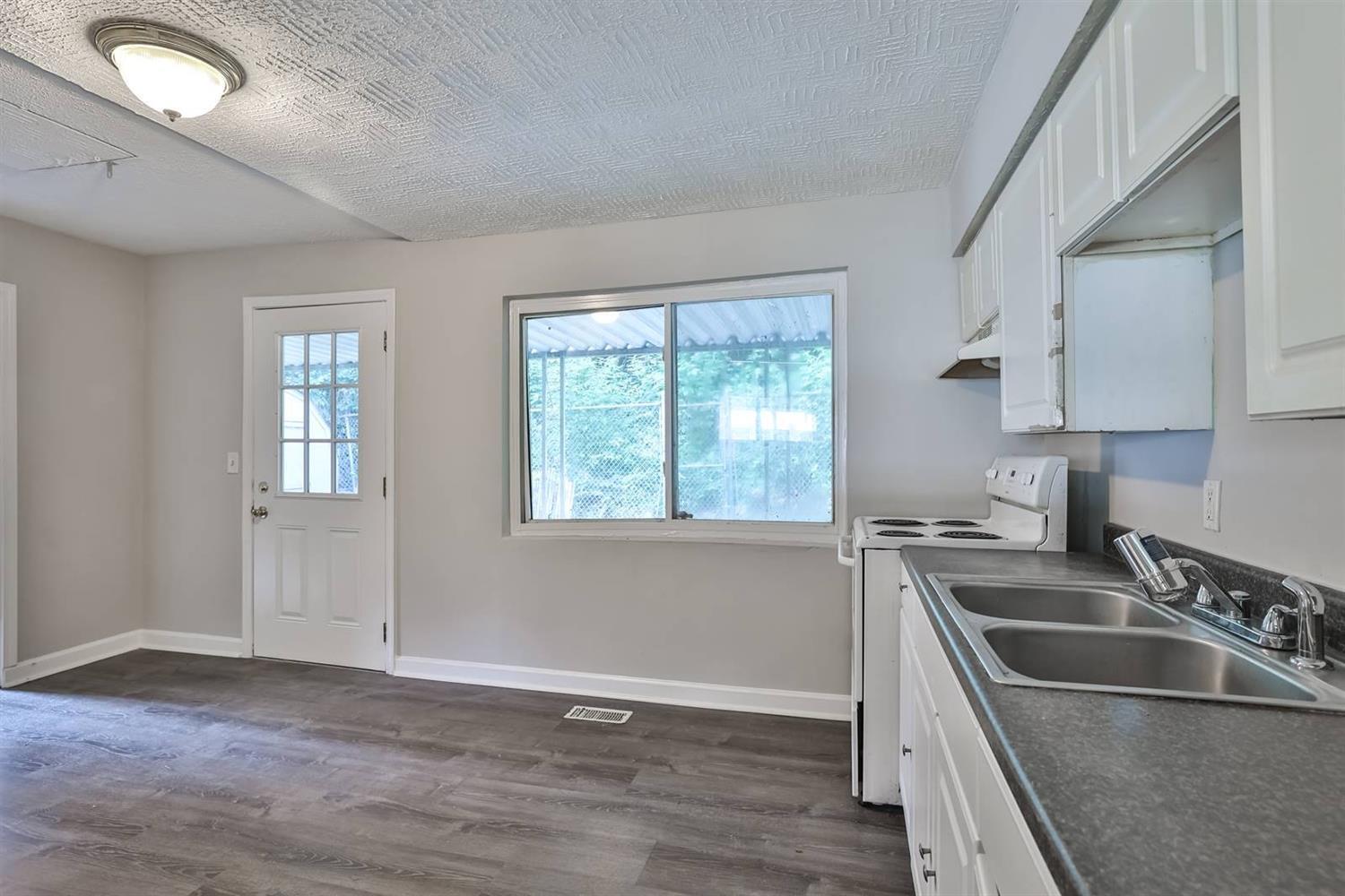 4033 Delhi Road Cincinnati, OH 45204 - Photo 8 of 22 Gallery Image 8
