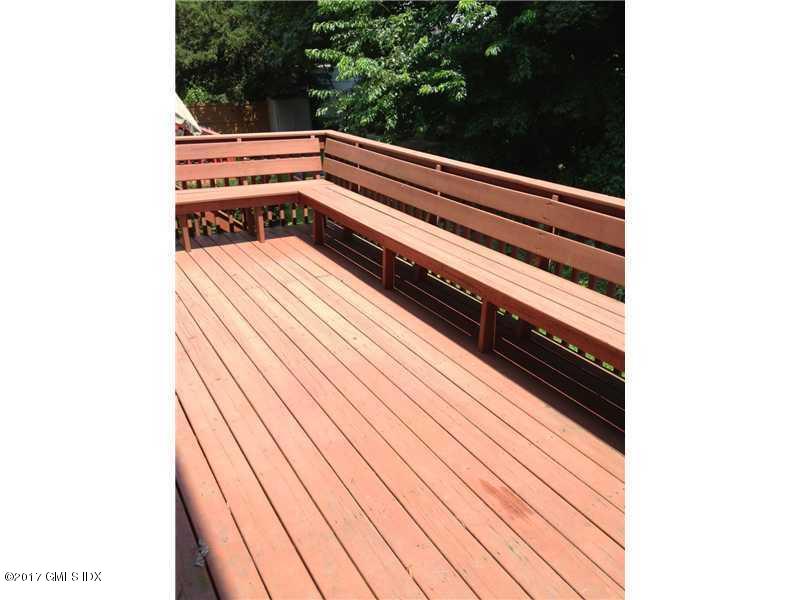 6 Booth Court, Unit B Greenwich, CT 06830 - Photo 8 of 9 a view of outdoor space with seating