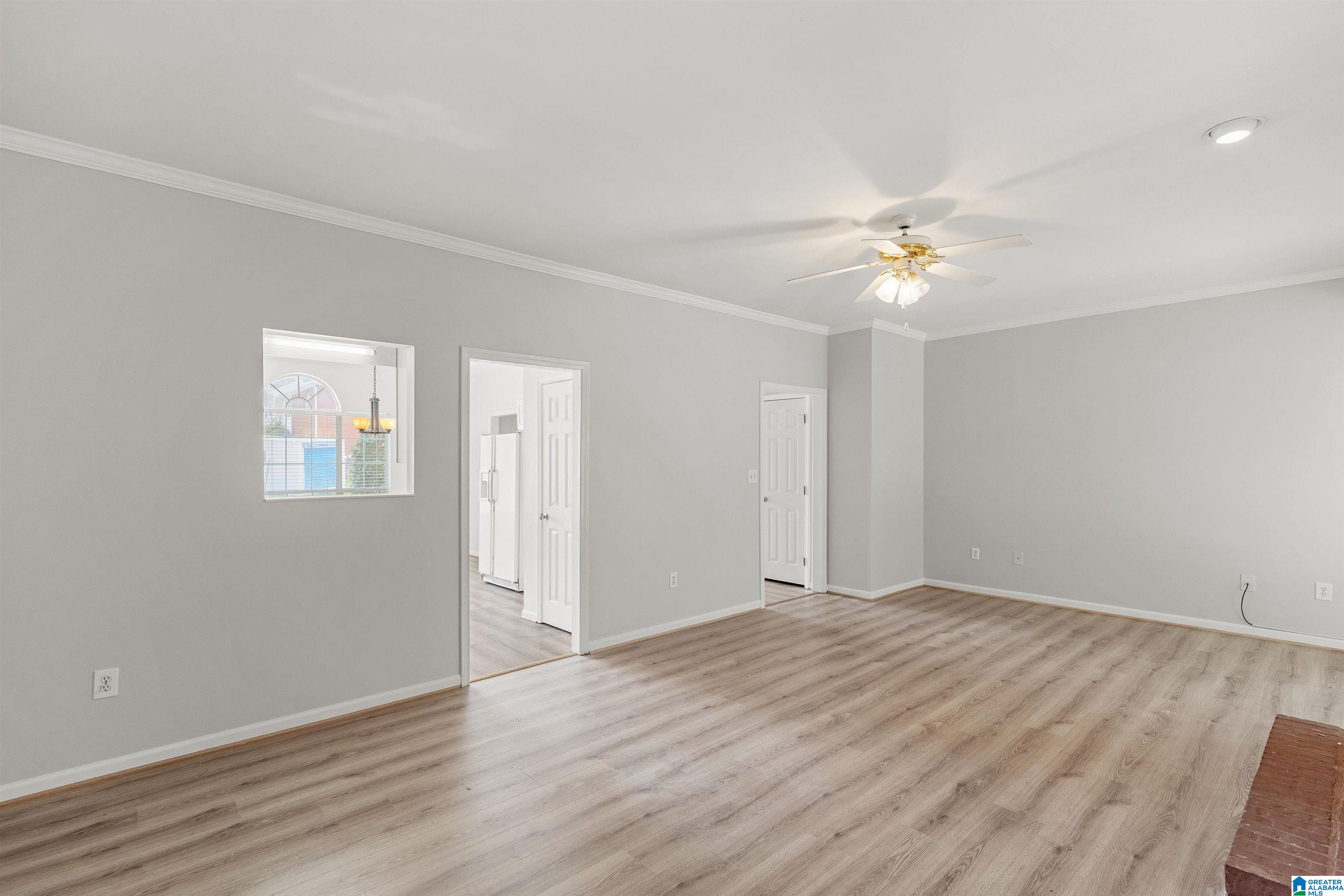 403 Cambrian Ridge Drive Pelham, AL 35124 - Photo 12 of 29