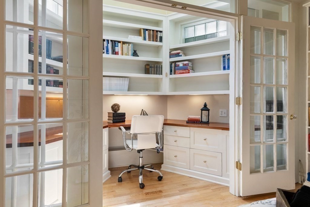 79 St Botolph Street, Unit 1 Boston, MA 02116 - Photo 13 of 28