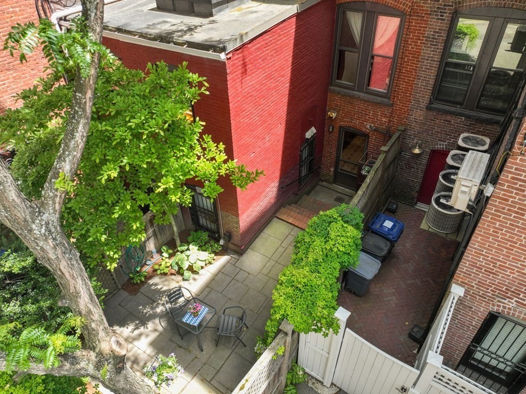 79 St Botolph Street, Unit 1 Boston, MA 02116 - Photo 25 of 28