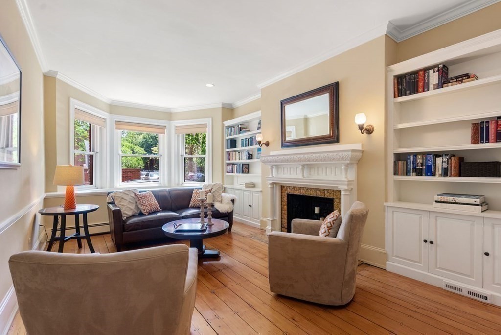 79 St Botolph Street, Unit 1 Boston, MA 02116 - Photo 3 of 28