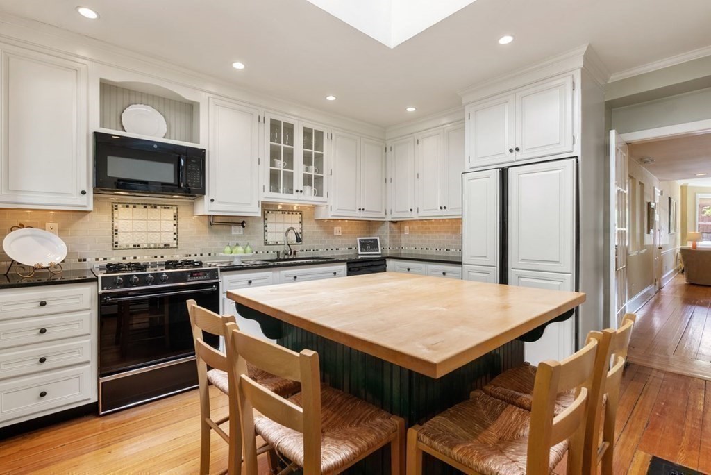 79 St Botolph Street, Unit 1 Boston, MA 02116 - Photo 7 of 28