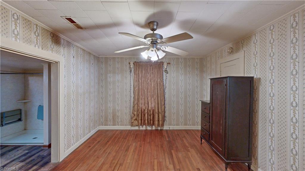 201 Kendall Mill Road Thomasville, NC 27360 - Photo 16 of 30 Bedroom