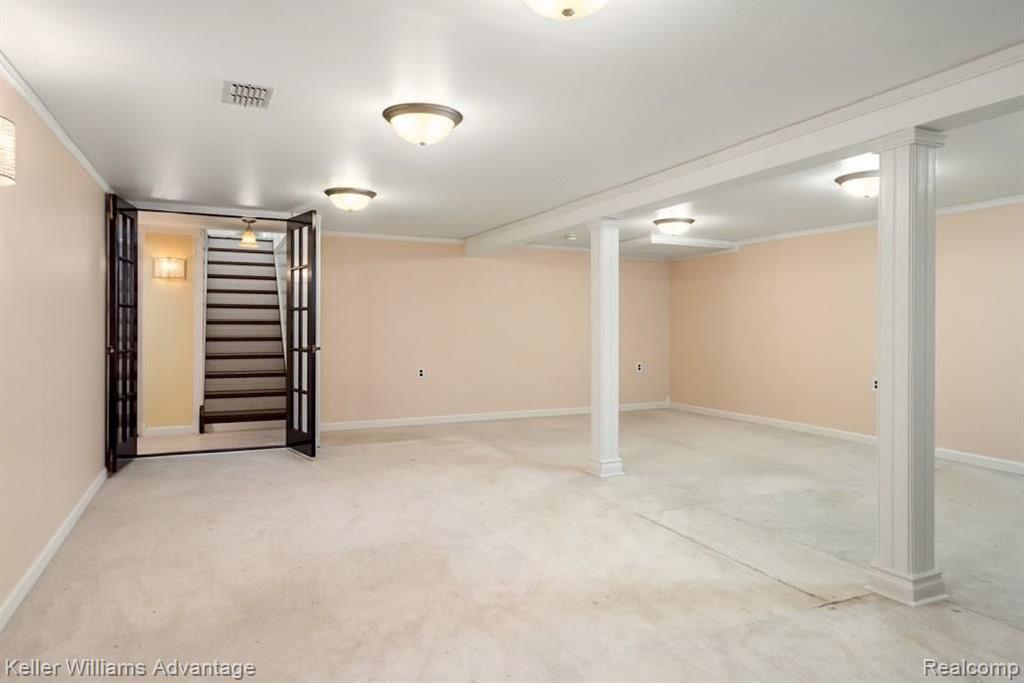 7588 Kingsbridge Road Canton, MI 48187 - Photo 26 of 33