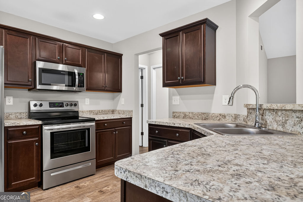 2416 Scoggins Road Dallas, GA 30157 - Photo 10 of 29