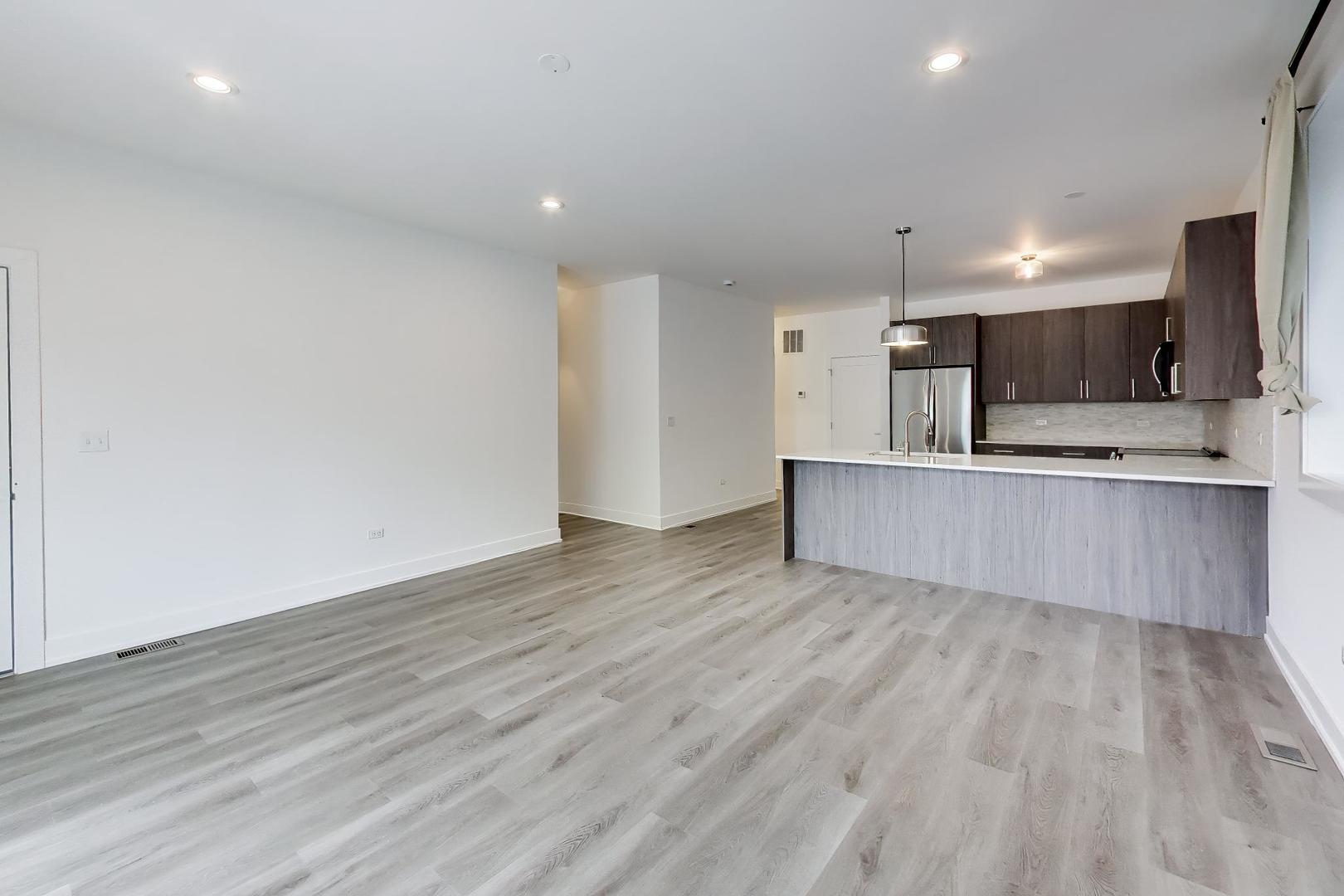 3950 South Indiana Avenue, Unit 1R Chicago, IL 60653 - Photo 6 of 27