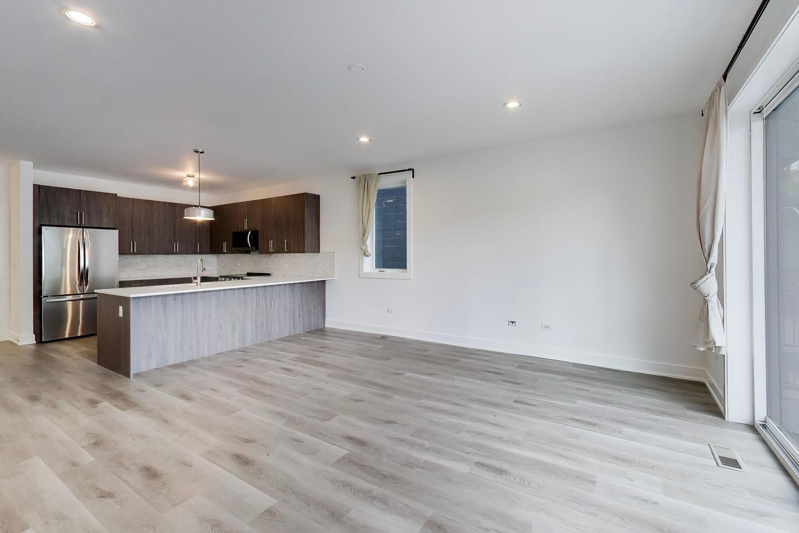 3950 South Indiana Avenue, Unit 1R Chicago, IL 60653 - Photo 7 of 27