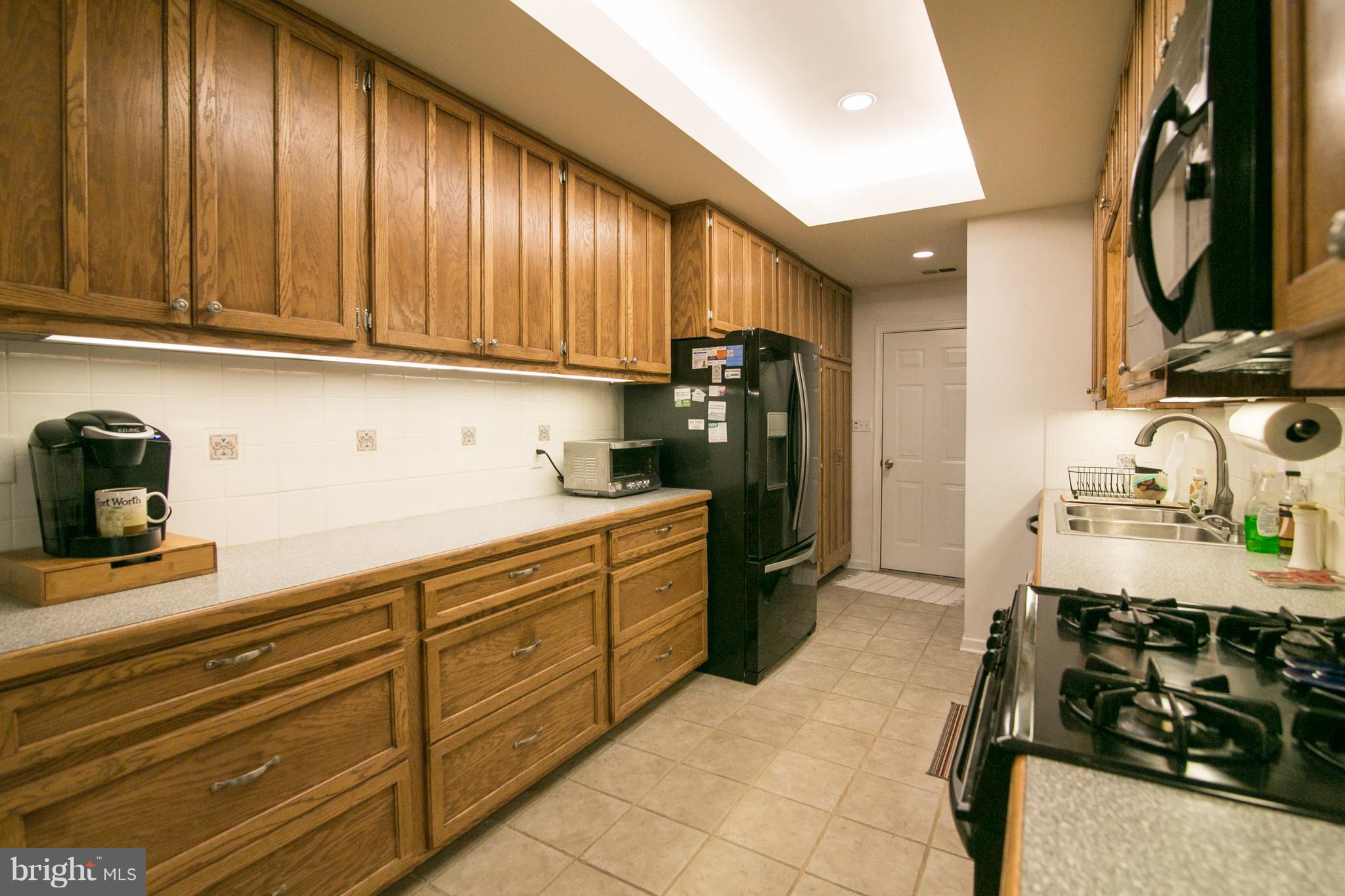 1311 Columbia Road Woodbridge, VA 22191 - Photo 18 of 30 Kitchen