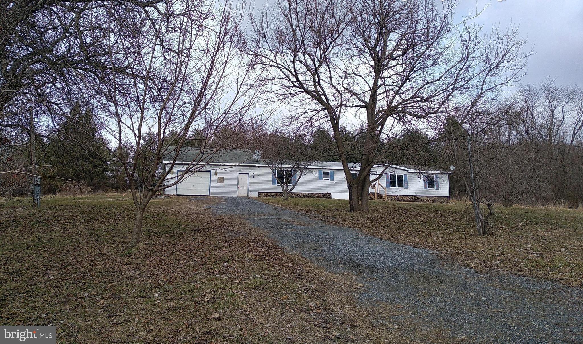 400 East Spring Valley Road Dillsburg, PA 17019 - Photo 1 of 17