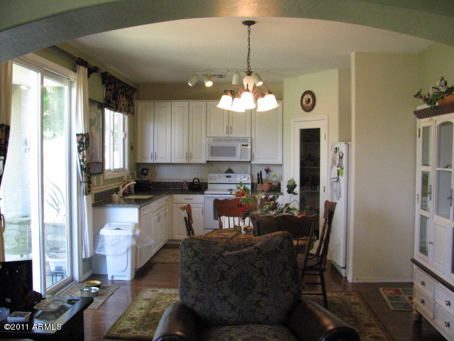 17156 West Rimrock Street Surprise, AZ 85388 - Photo 4 of 18 Kitchen/Dining Area