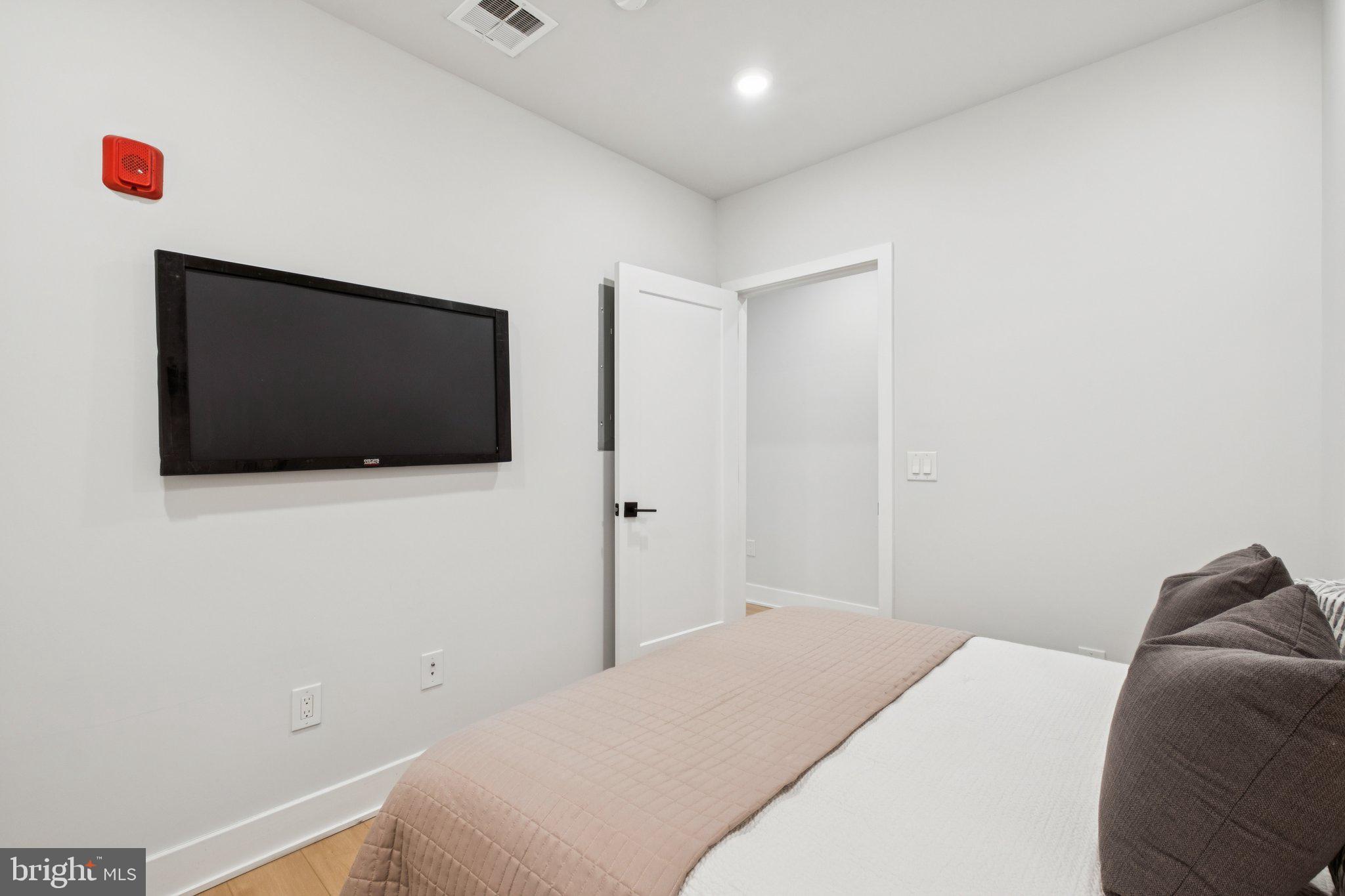 6910 Ridge Avenue, Unit 105 Philadelphia, PA 19128 - Photo 30 of 58 Gallery Image 30