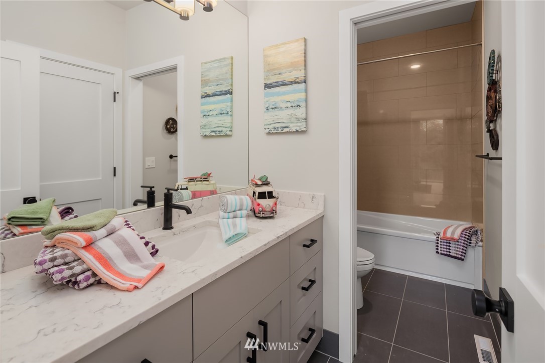 23524 7th Avenue Southeast Bothell, WA 98021 - Photo 25 of 27