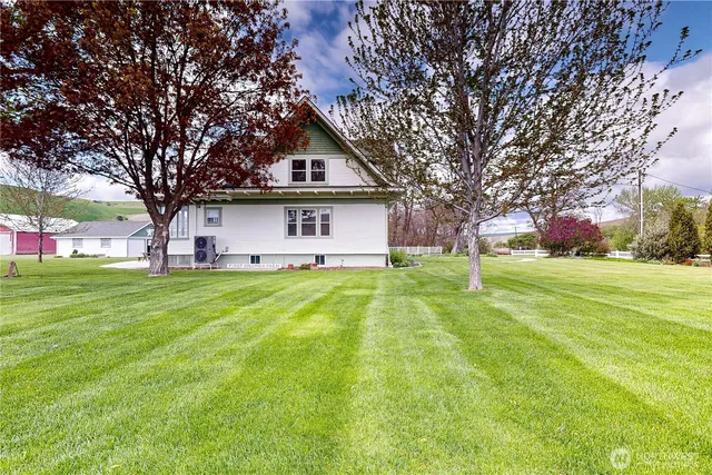 $829,000 | 633 Lower Hogeye Road, Waitsburg, WA 99361