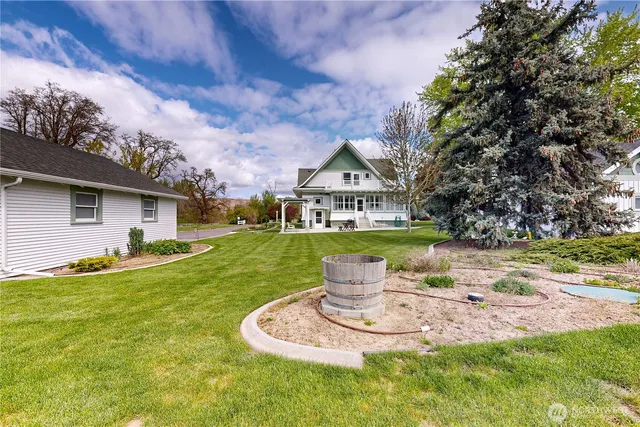 $829,000 | 633 Lower Hogeye Road, Waitsburg, WA 99361