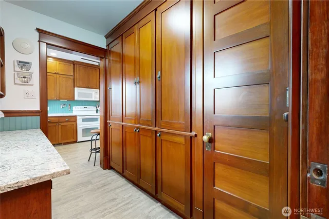 $829,000 | 633 Lower Hogeye Road, Waitsburg, WA 99361