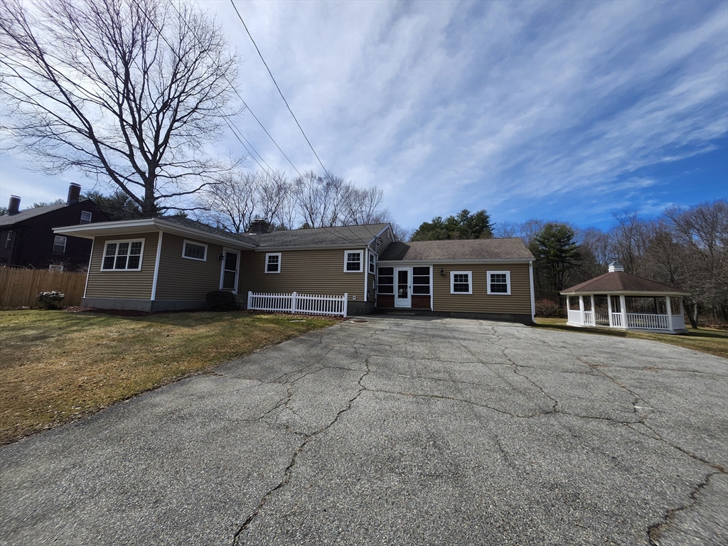 16 Hough Road Sutton, MA 01590 - Photo 2 of 42