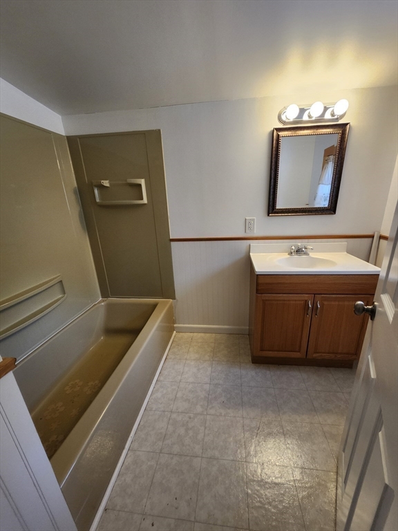 16 Hough Road Sutton, MA 01590 - Photo 21 of 42