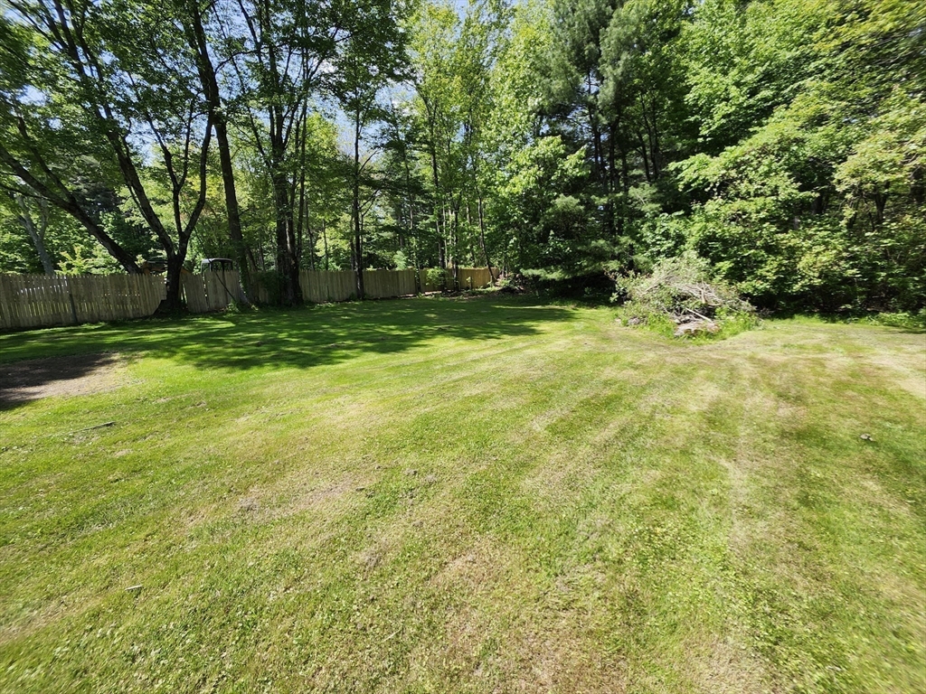 16 Hough Road Sutton, MA 01590 - Photo 33 of 41