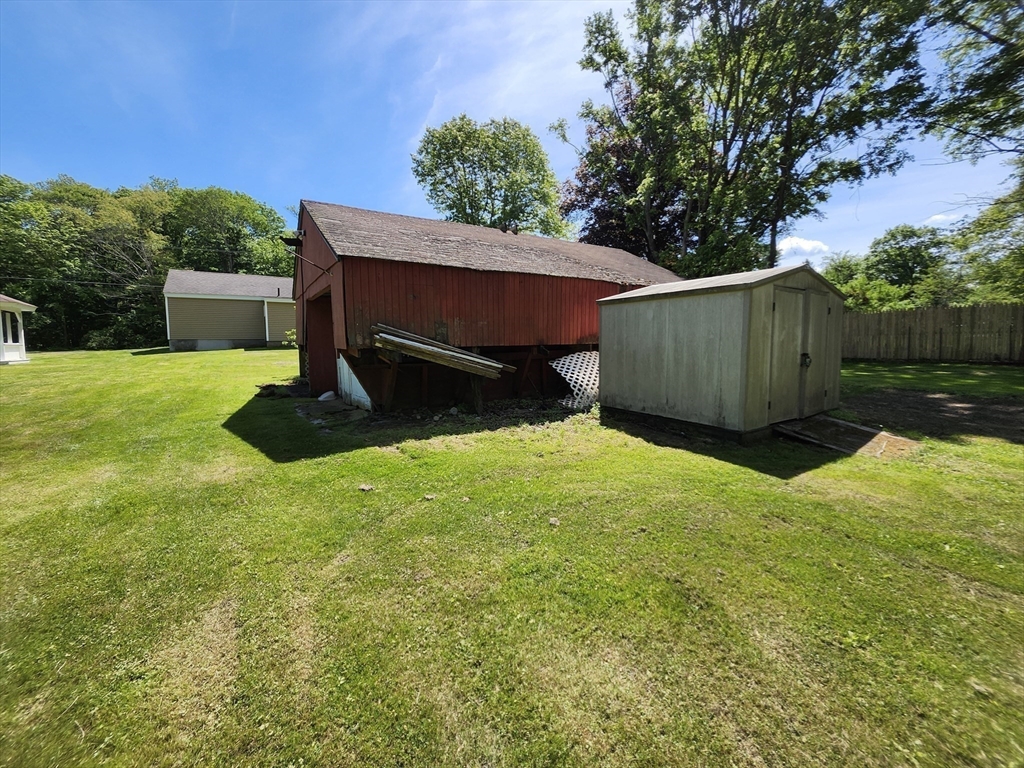 16 Hough Road Sutton, MA 01590 - Photo 33 of 42