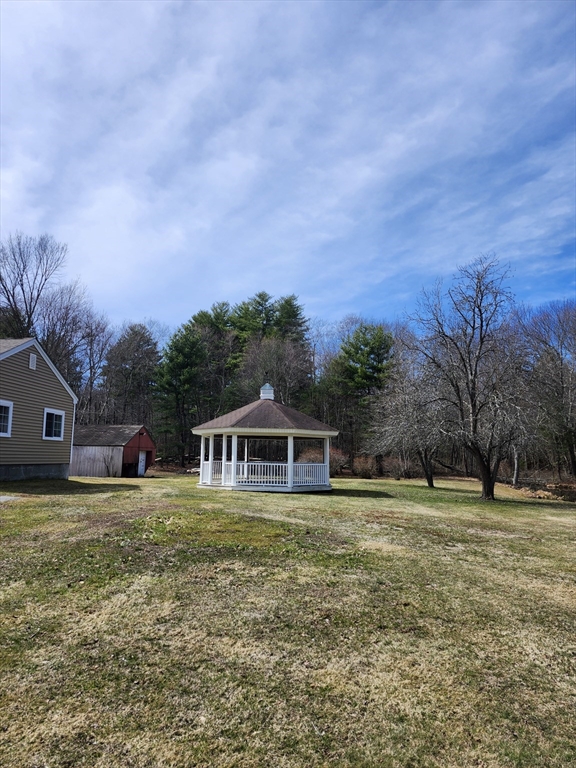 16 Hough Road Sutton, MA 01590 - Photo 6 of 42