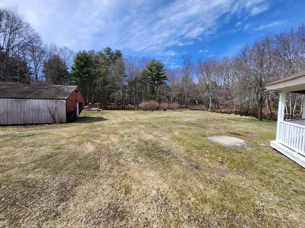 16 Hough Road Sutton, MA 01590 - Photo 7 of 42